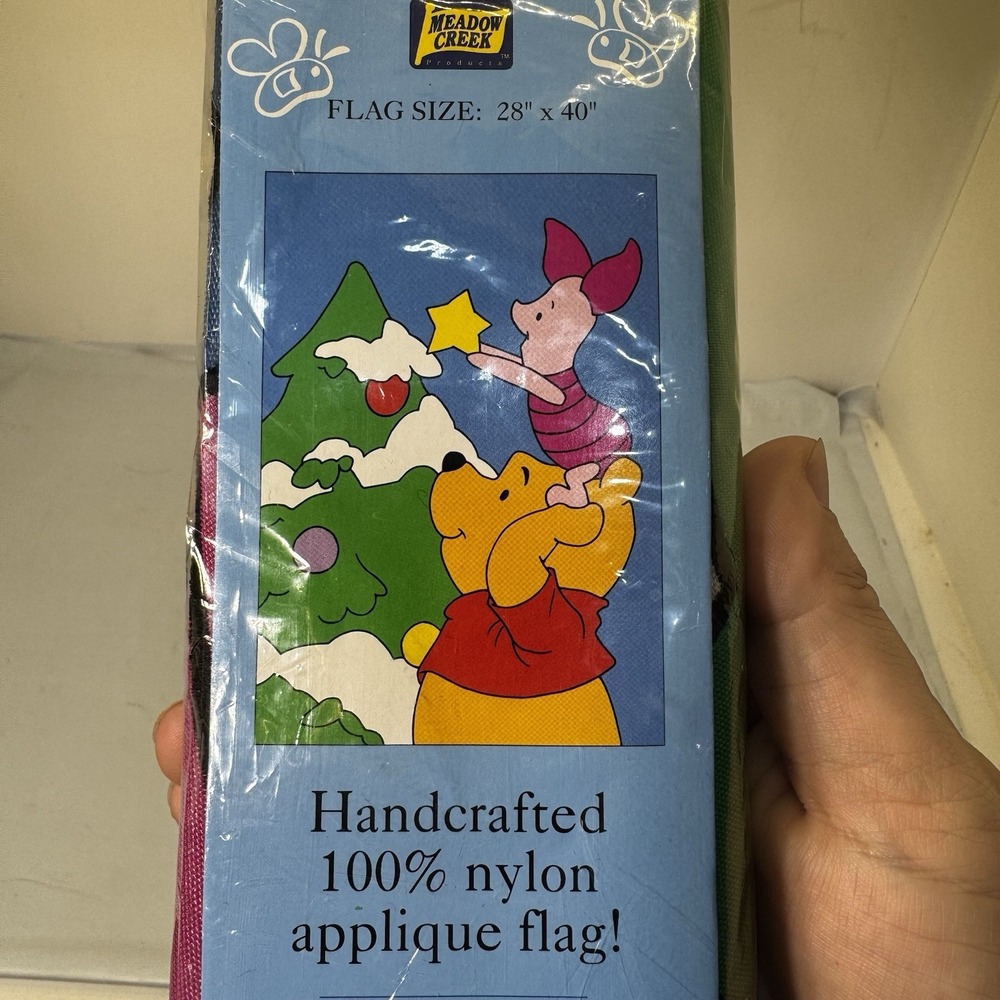 NOS 1998 DISNEY Winnie the Pooh CHRISTMAS TREE Piglet HOLIDAY 28"x40" YARD FLAG